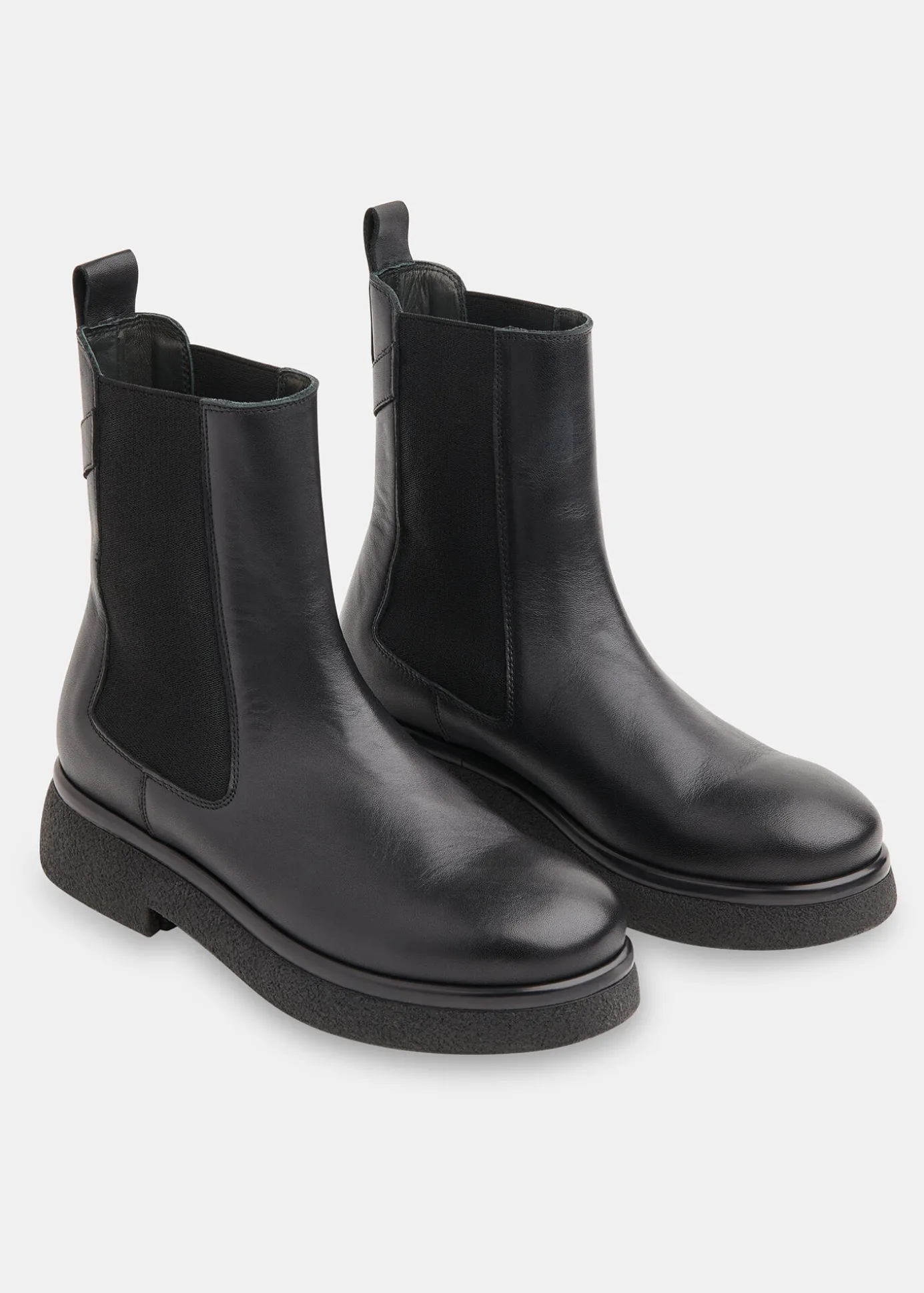 Black Aelin Chelsea Boot