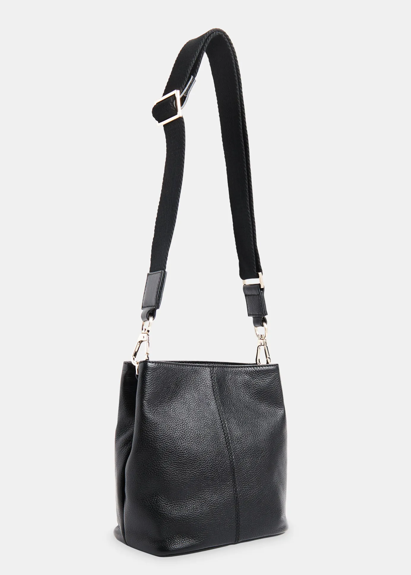 Black Dion Bucket Bag