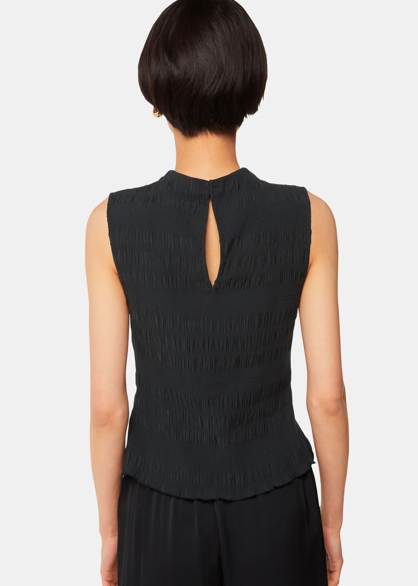 Black Plisse Sleeveless Top