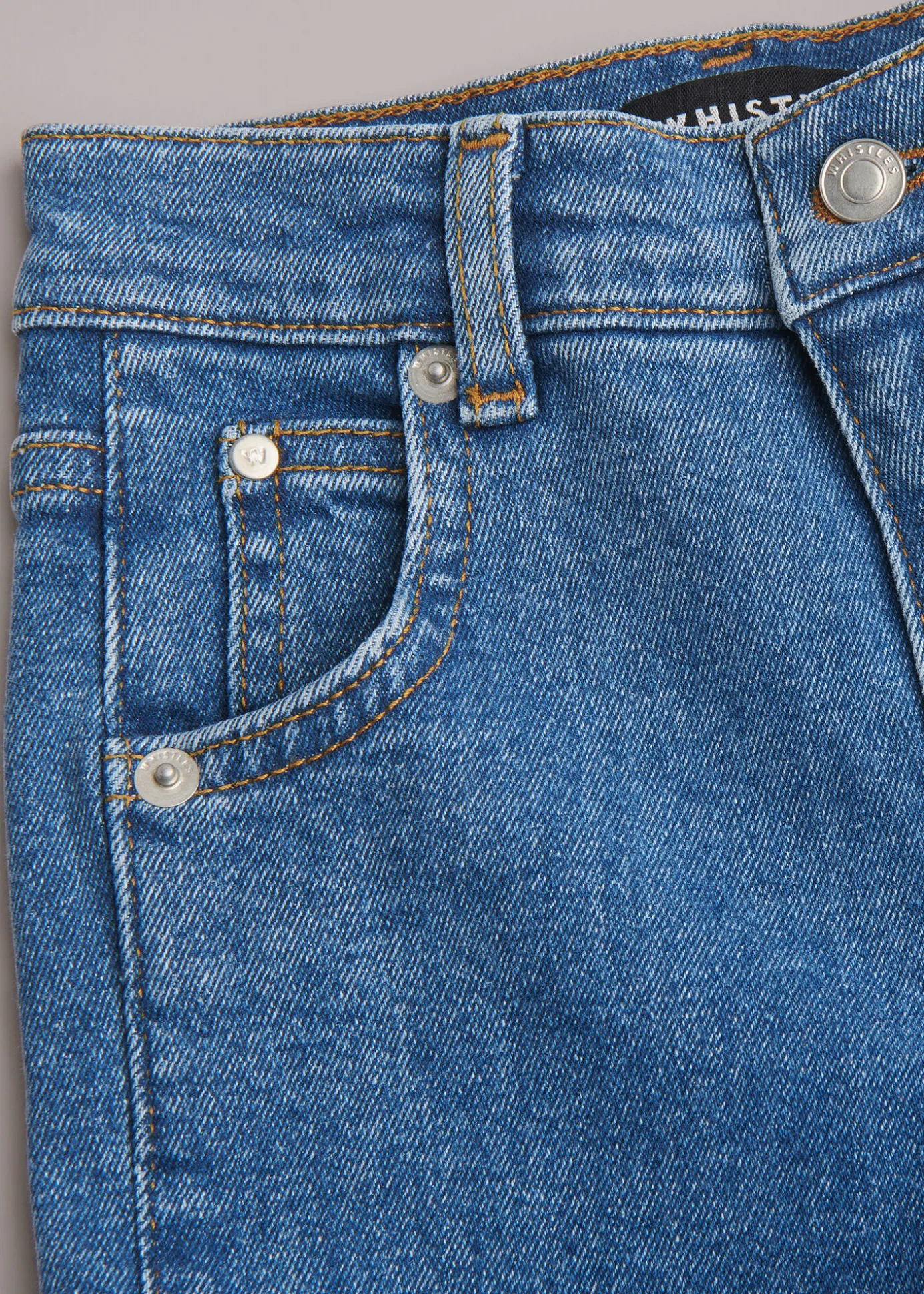 Denim Stretch Barrel Leg Jean