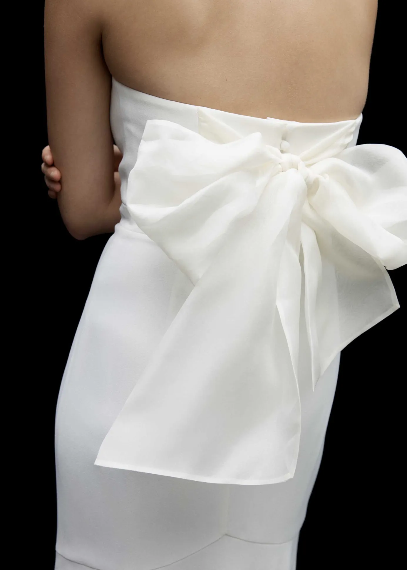 Ivory Ellis Strapless Wedding Dress