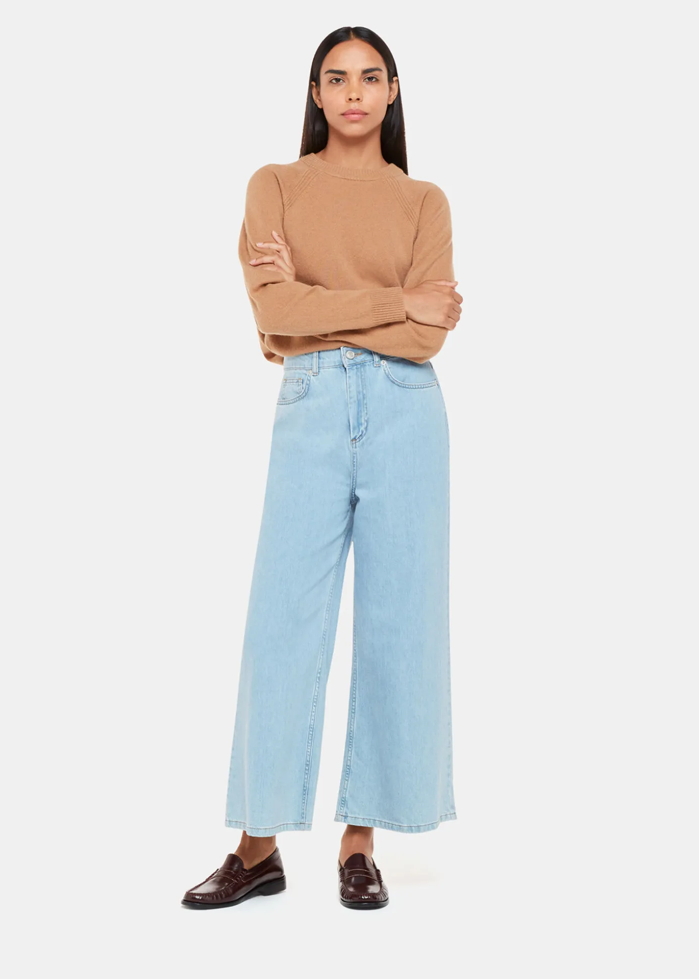 Light Wash Wide Leg Cropped Jean