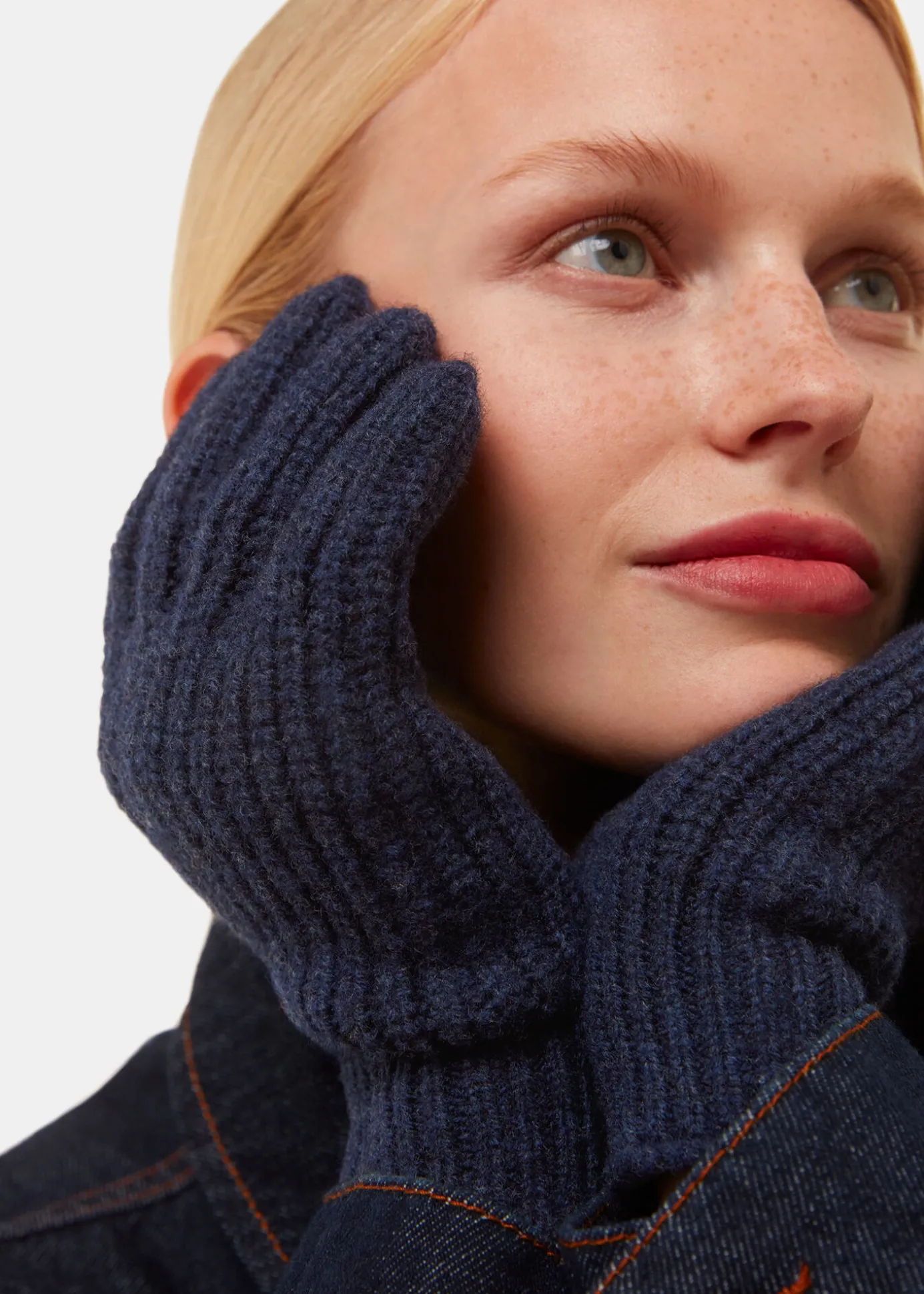 Navy Lambswool Gloves