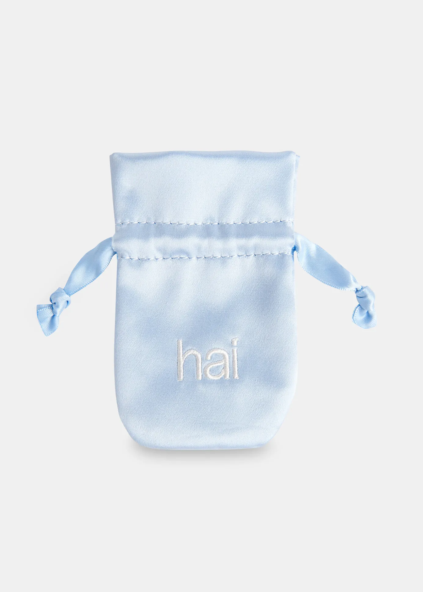White Hai Betty Necklace